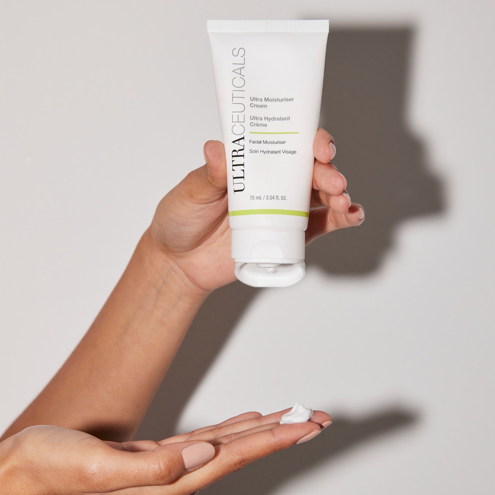 Ultra Moisturiser Cream Texture